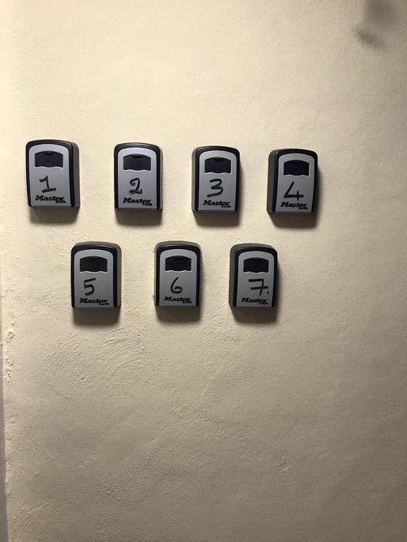 Franks Serviced Accommodation Liverpool Exterior foto