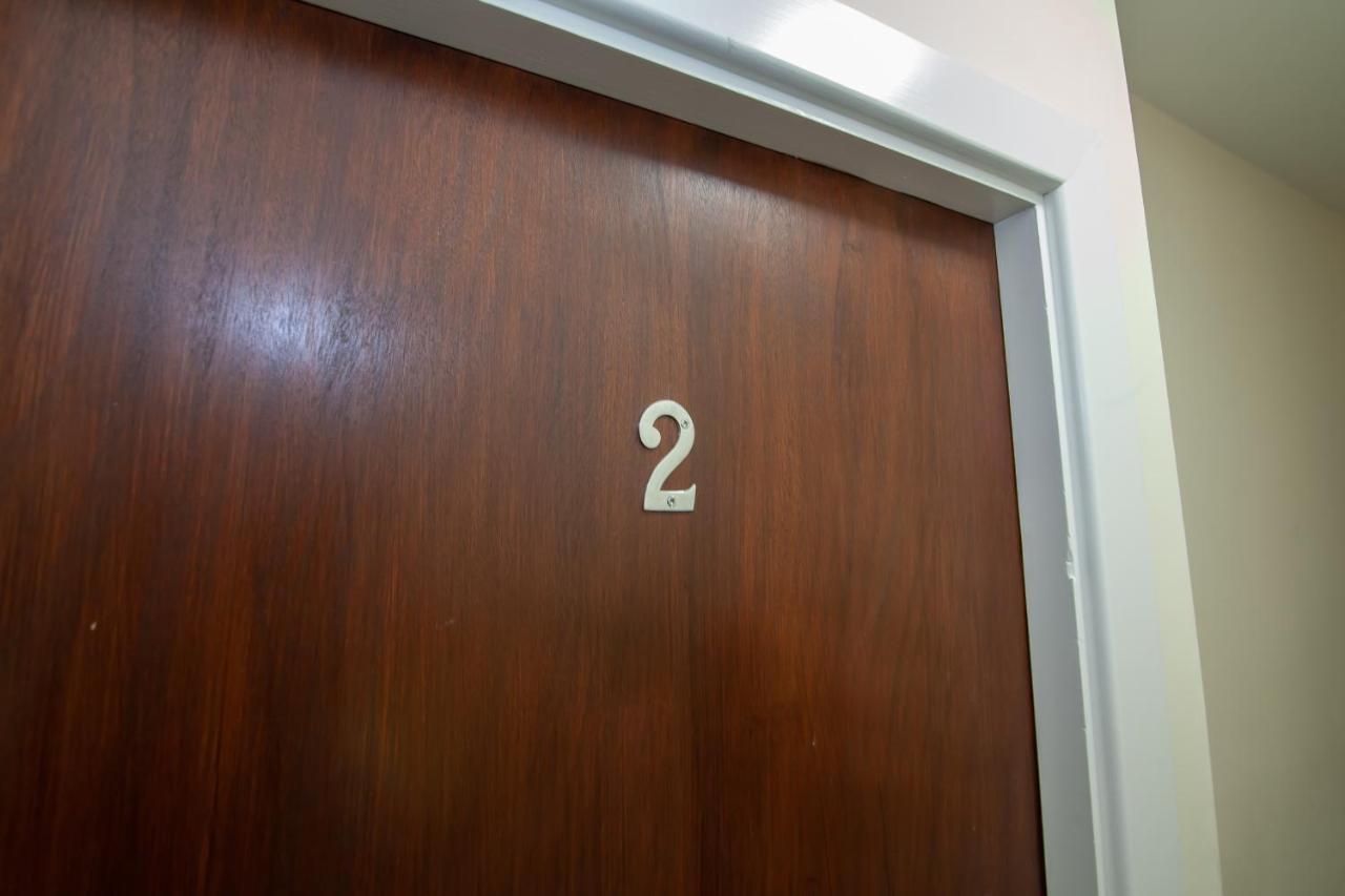 Franks Serviced Accommodation Liverpool Exterior foto